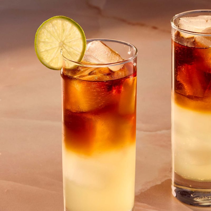 k_Photo_Recipes_2024-09-dark-and-stormy-cocktail_dark-and-stormy-012-vertical